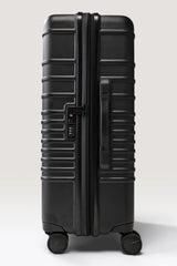 The Medium Check-In Roller in Black