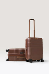 The Medium Luggage Starter Set